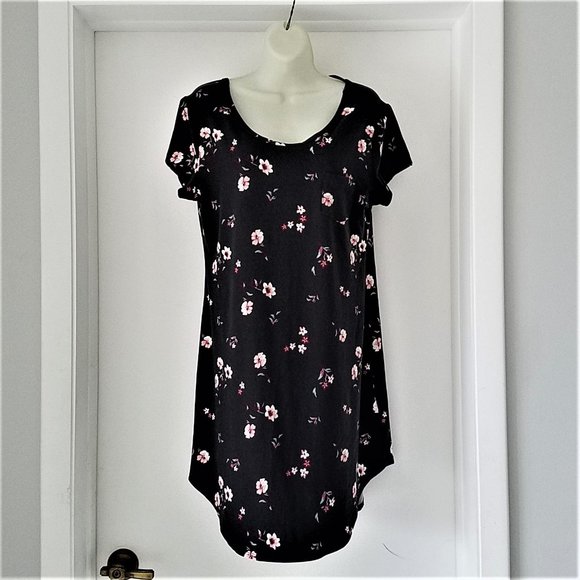 No Boundries Dresses & Skirts - No Boundaries Floral Dress XL